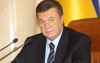 Янукович прибыл в Харьков, где примет участие в съезде депутатов юго-восточных областей – источник