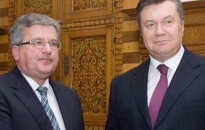 Янукович больше не представляет угрозы для Украины - Коморовский