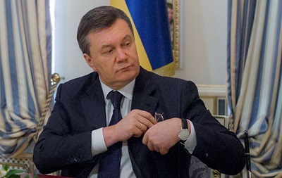 Янукович залишається в Україні - Герман