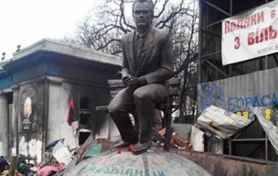 Памятник Лобановскому отреставрируют в ближайшее время