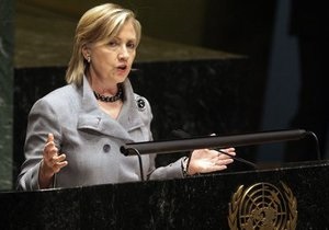 Клинтон не исключает возможность применения силы в отношении Сирии
