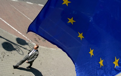 Главы МИД стран ЕС проведут экстренное заседание по Украине