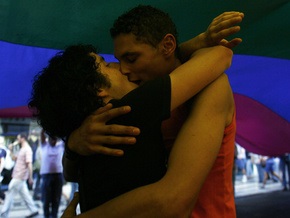 Американские гомосексуалисты проведут День без гея