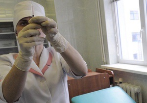 Жители Днепропетровска просят Януковича защитить права детей на бесплатное медобслуживание