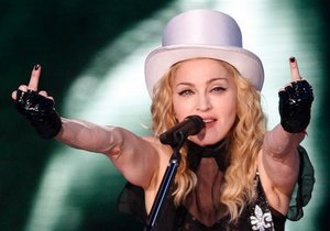 В Польше требуют отменить сегодняшний концерт Мадонны