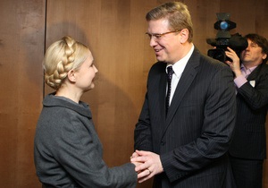 Тимошенко заявила комиссару ЕС, что Янукович  симулирует европейский выбор 