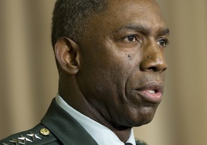 Новый скандал в офицерском корпусе США: Минобороны понизило в звании генерала за растрату госсредств