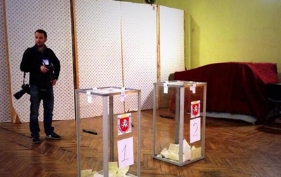 В Крыму на референдуме дают голосовать и гражданам России - СМИ