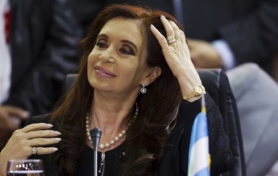 Президент Аргентины обвинила страны, осуждающие референдум в Крыму, в двойных стандартах 