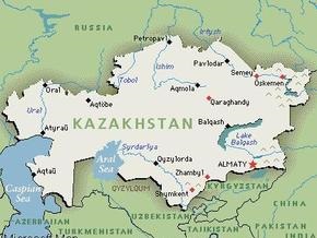 В Казахстане горят военные склады