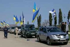 Участники Автомайдана приехали поддержать Тимошенко под Лукьяновское СИЗО
