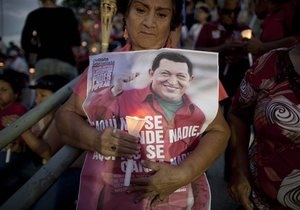 Болезнь Чавеса: Чавес провел пятичасовое совещание с правительством