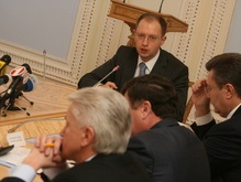 Янукович уединился с Яценюком. Литвин в шоке