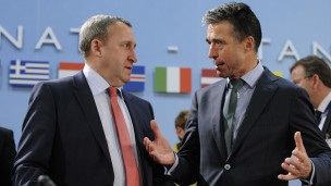 НАТО призупиняє співпрацю з Росією