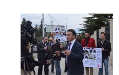 Адвокаты Грузии провели акцию в поддержку украинского адвоката Дениса Бугая