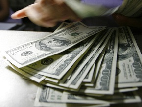 Торги на межбанке проходят в диапазоне 8,33-8,41 гривны за доллар