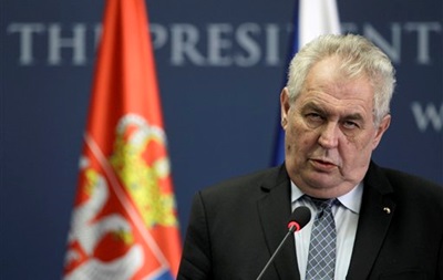 Президент Чехии готов поддержать строгие санкции против РФ в случае аннексии востока Украины