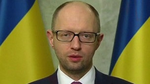 Яценюк: розробляється план вторгнення іноземних військ в Україну