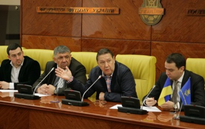 Ультрас попросили президента ФФУ перенести матчі через Крим