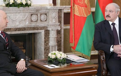 Турчинов для мене абсолютно легітимний - Лукашенко