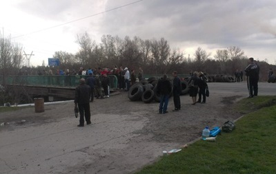 У Луганській області взяли в полон двох українських військових - Міноборони