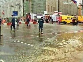 В центре Москвы возле Большого театра случился потоп