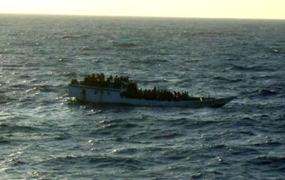 В Индонезии перевернулось судно с паломниками. Семь человек погибли