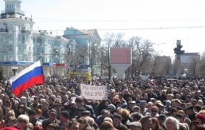 У Луганську о 10:00 починаються народні сходи