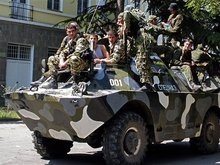 Южная Осетия сообщает об обстреле