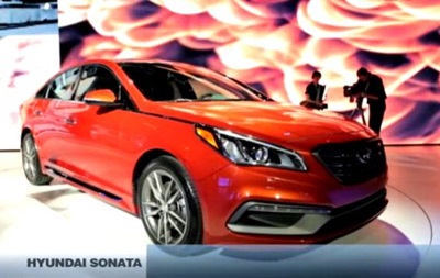 Автошоу у Нью-Йорку: Hyundai Sonata, ювілейний Ford Mustang та дві новинки від Dodge