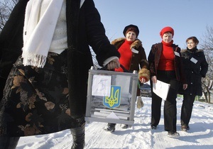 В Одессе члены комиссии, обеспечивающие голосование на дому, застряли в лифте