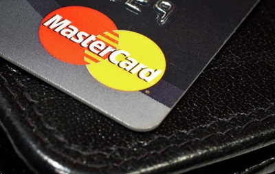 MasterСard перестав обслуговувати два банки РФ, які потрапили під санкції США
