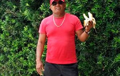 Отец Дани Алвеса решил заняться выращиванием бананов