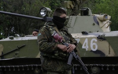 У Билбасівці місцеві мешканці блокують пересування військової техніки - Донецька ОДА