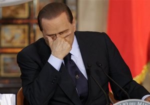 Партия Берлускони проиграла выборы в Милане и Неаполе
