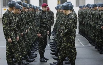 Турчинов урегулировал вопросы прохождения срочной службы в военном резерве СБУ