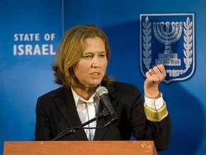 ХАМАС пригрозил убить Ципи Ливни и Эхуда Барака