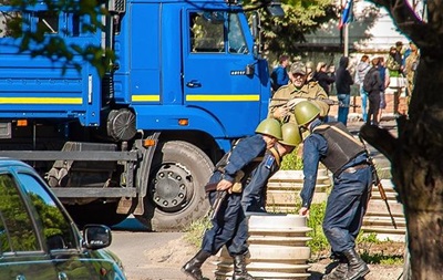 У Донецькій області евакуювали працівників податкових інспекцій