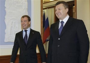 Медведев: Россия обменяла договоренность с Украиной по газу на определенность по флоту