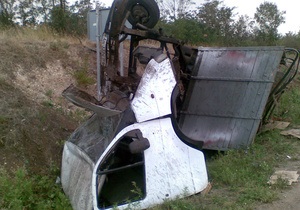 В Крыму микроавтобус столкнулся с грузовиком, пострадали 17 человек, среди них дети