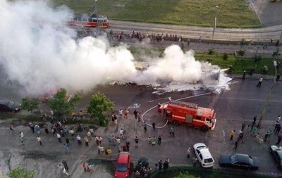 МВС назвало причину пожежі в автобусі, що згорів на Троєщині
