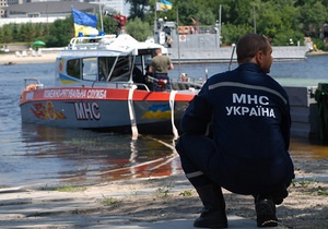 Янукович поручил МЧС создать систему экстренной помощи 112