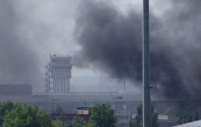 Фасад будівлі донецького аеропорту повністю зруйнований через бої