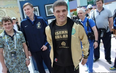 Украинская звезда WSB перешел в профессиональный бокс