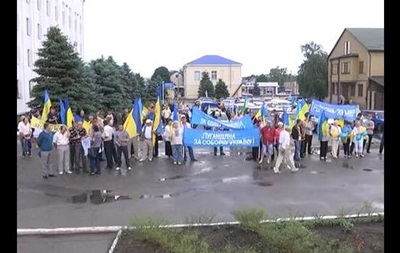 У семи районах Луганська пройшов мітинг за єдність України
