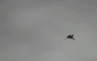 Над Луганськом літає військова авіація - соцмережі