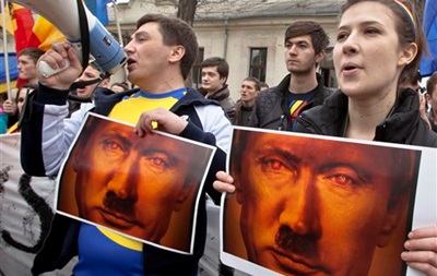Пикет в поддержку арестованных в Крыму активистов 