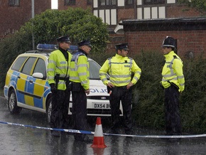 В Британии осужден безрукий юноша, управлявший автомобилем на скорости 160 км/ч