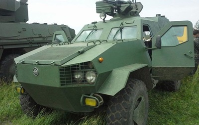 Украинским силовикам выделят 200 бронированных машин Дозор