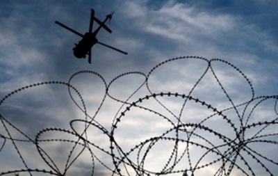 У Канаді троє ув язнених втекли з в язниці на вертольоті